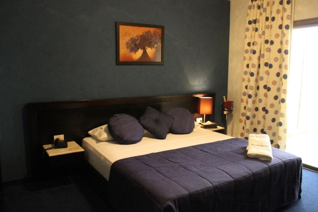 أجنحة وشقق ستاي بريدج - 5* بيروت